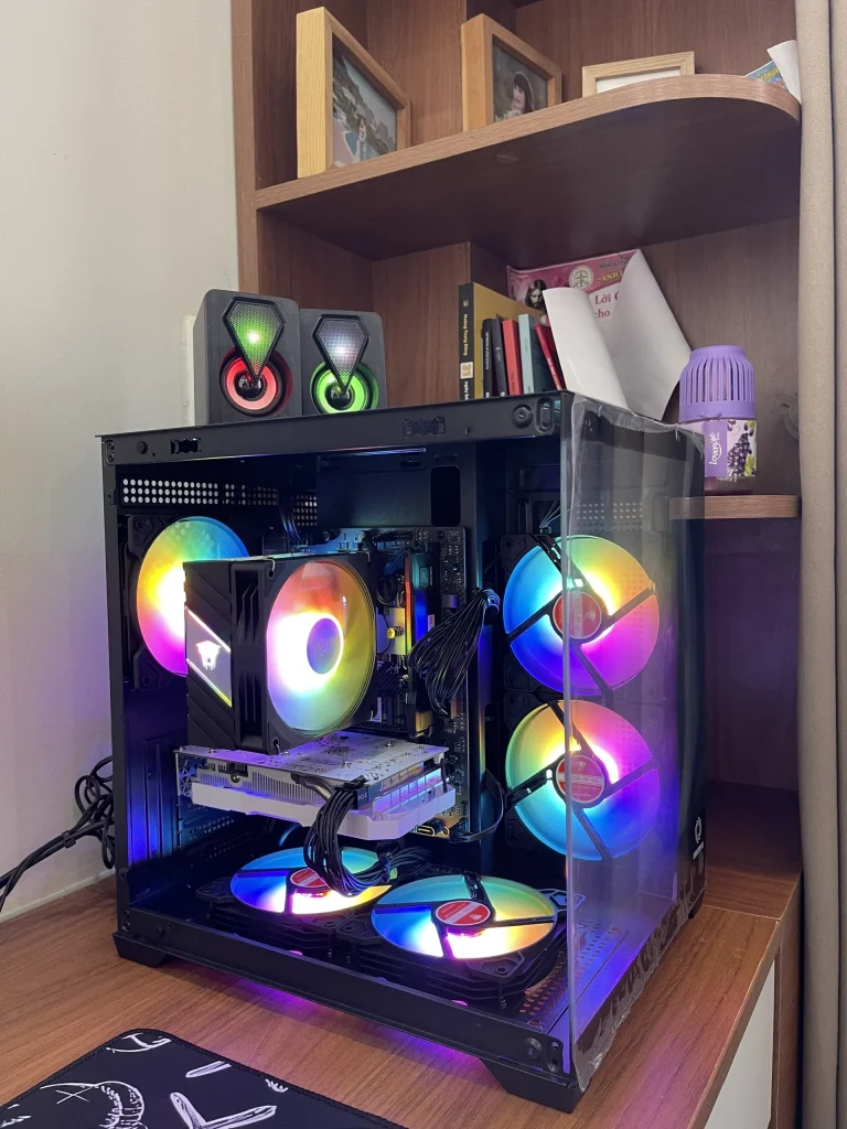 PC Gaming i3-10105F RX 560 4GB RAM 16GB thumbnail 2